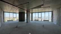 Коммерческое помещение в центре в новом сданном доме Itown. КВ