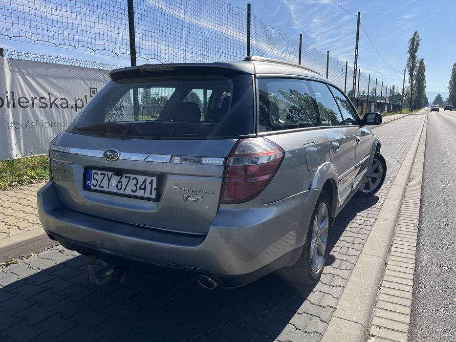 Sprzedam Subaru Outback 2.0 cm 150 kw 4x4 HAK R Android mały przebieg