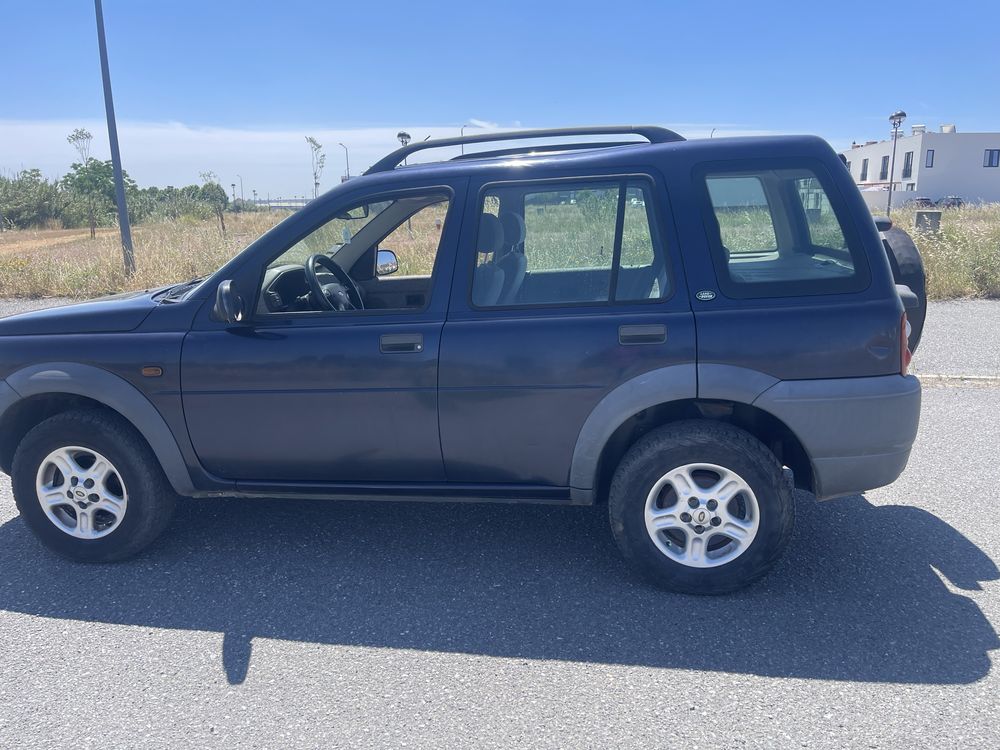 Land Rover - Freelander