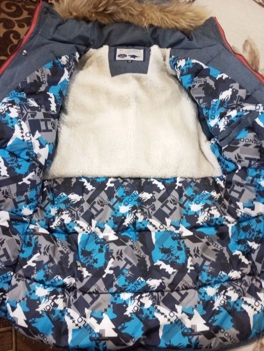Зимова куртка для підлітка