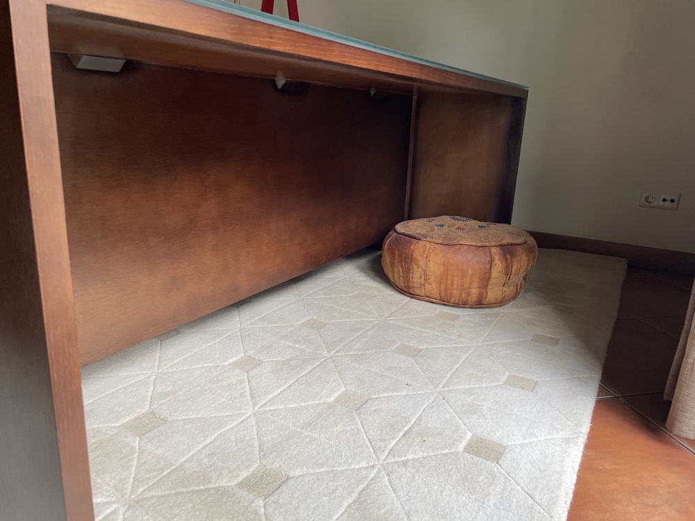 Mesa jantar de madeira mociça