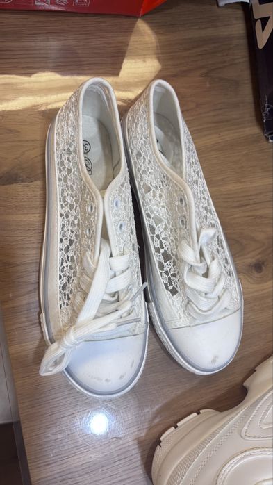 Tenis Sapatilhas brancas 38