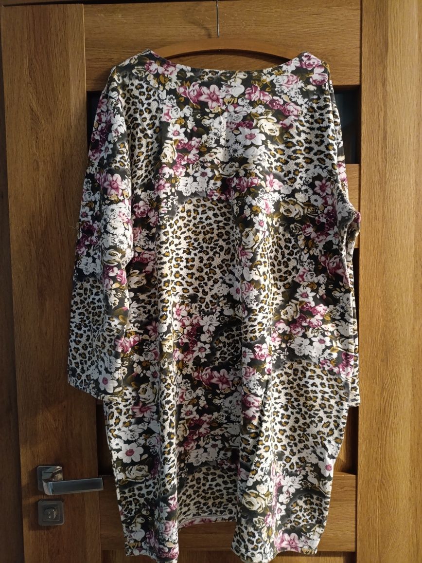 Sweter bluza panterka kwiaty plus size z kieszeniami