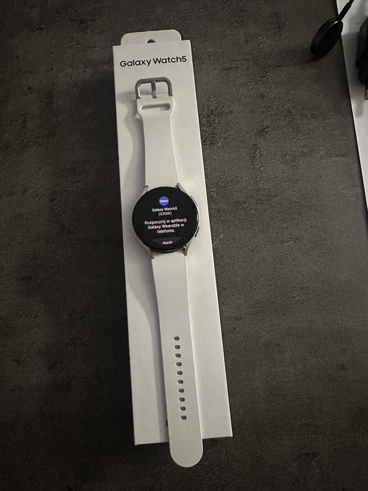 Smartwatch SAMSUNG Galaxy Watch5 LTE 44mm