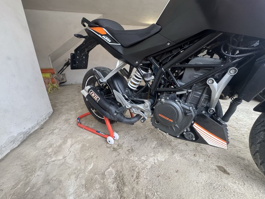 Ktm 390/125  piekny stan wyjatkowe malowanie oryginalne