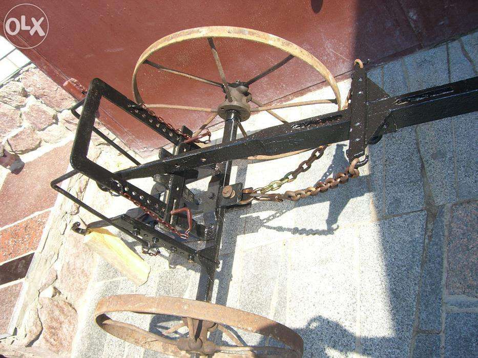 Продам робочий старовинний кінний плуг.