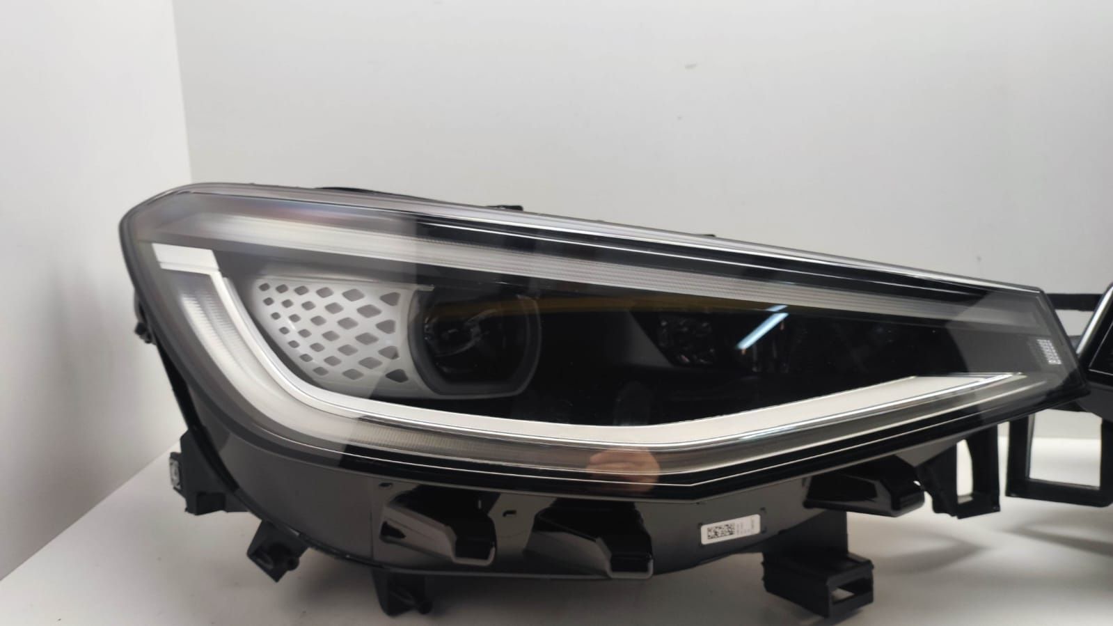 Фари FULL LED на Vokswagen ID4 20-25 року