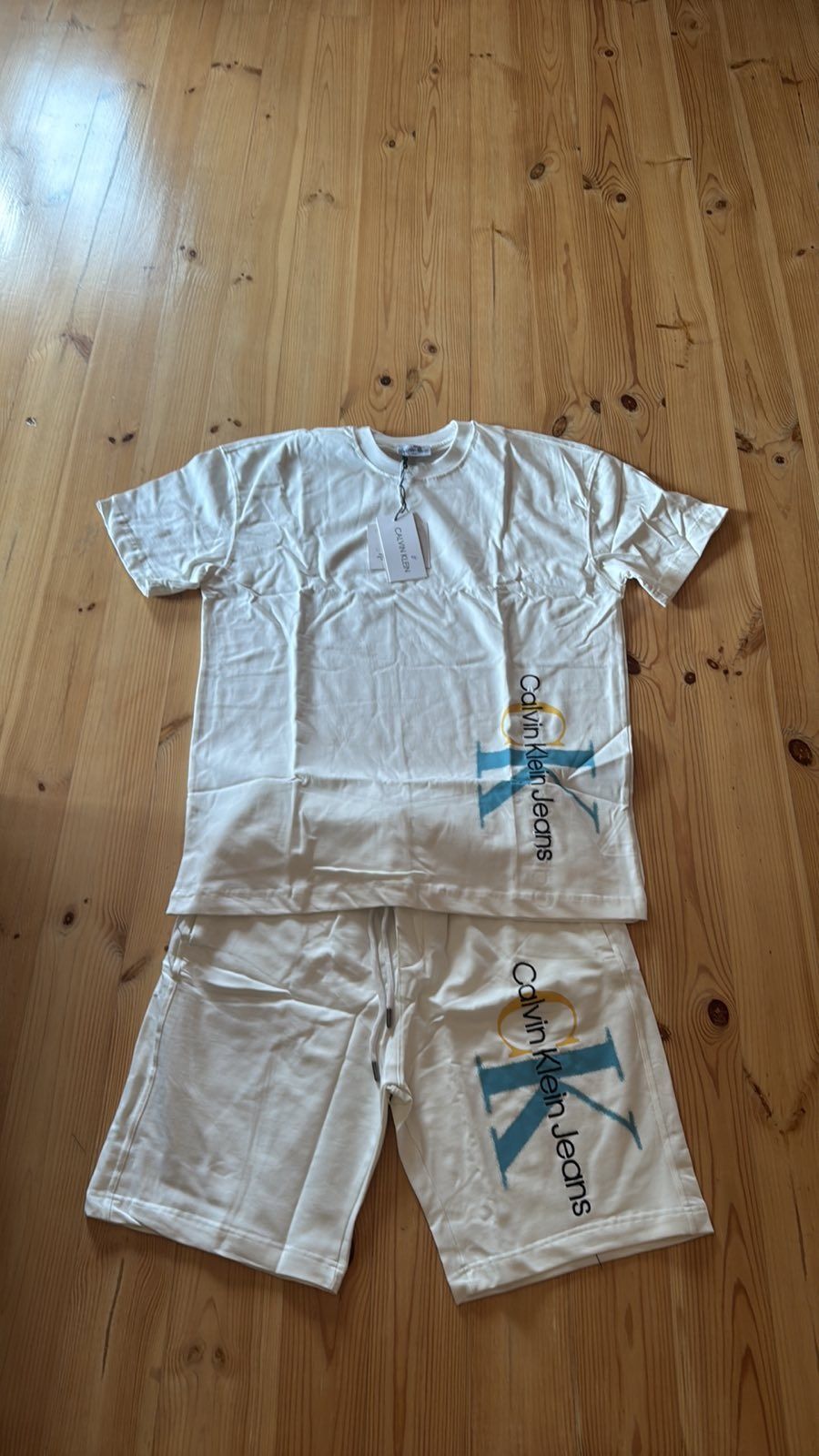 Чоловічі костюми XXL