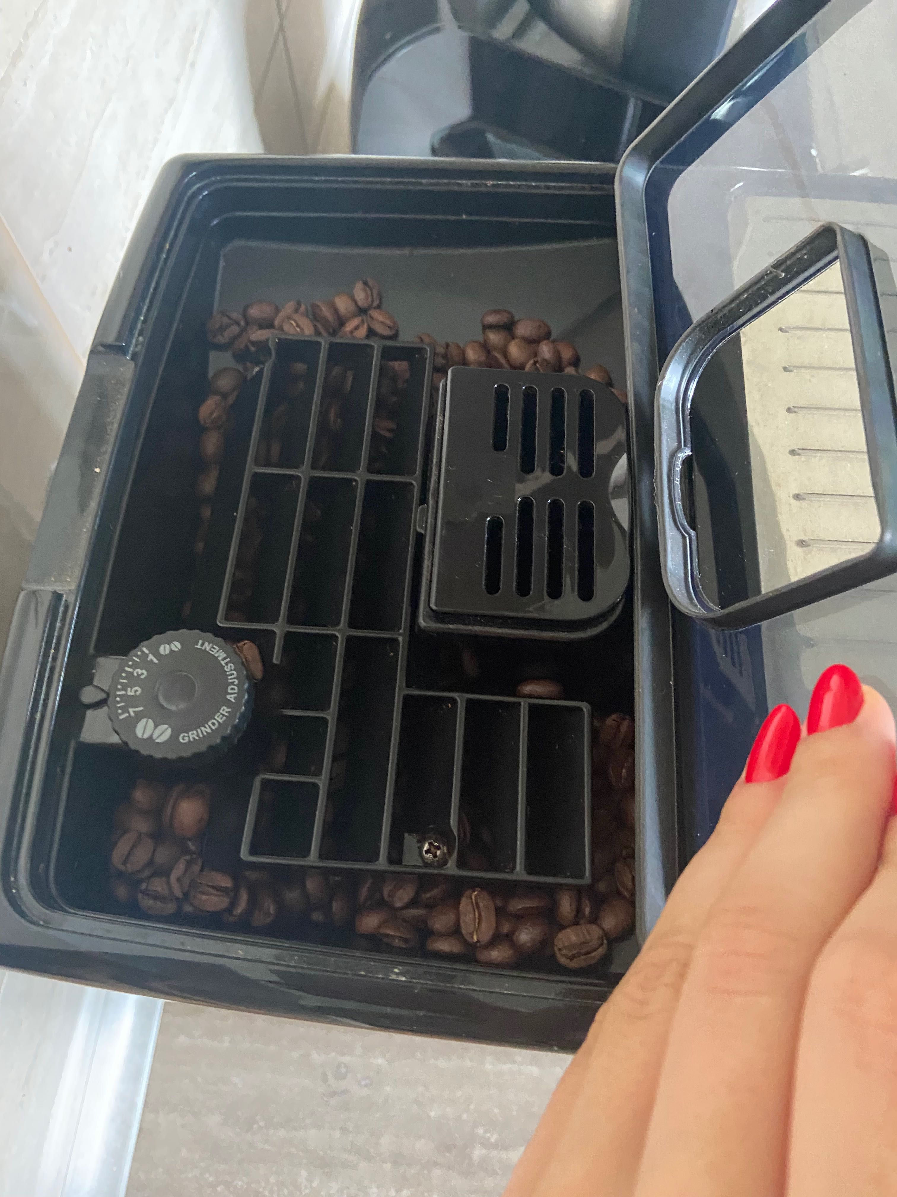 Ekspres DeLonghi