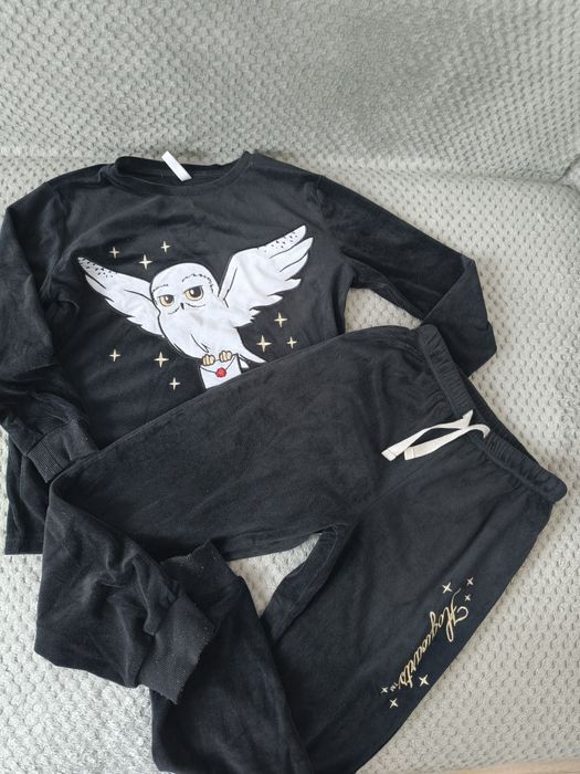 Pidżama dla dziewczynki Harry Potter 134/140 welurowa dwuczęściowa