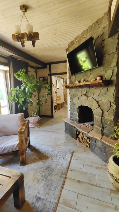 Продаж незвичайного будинку!