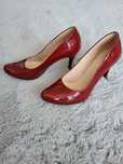 Buty na obcasie czerwone Lasocki r 36