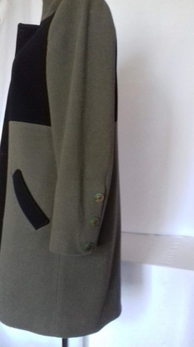 Пальто осінь-весна 46 розмір