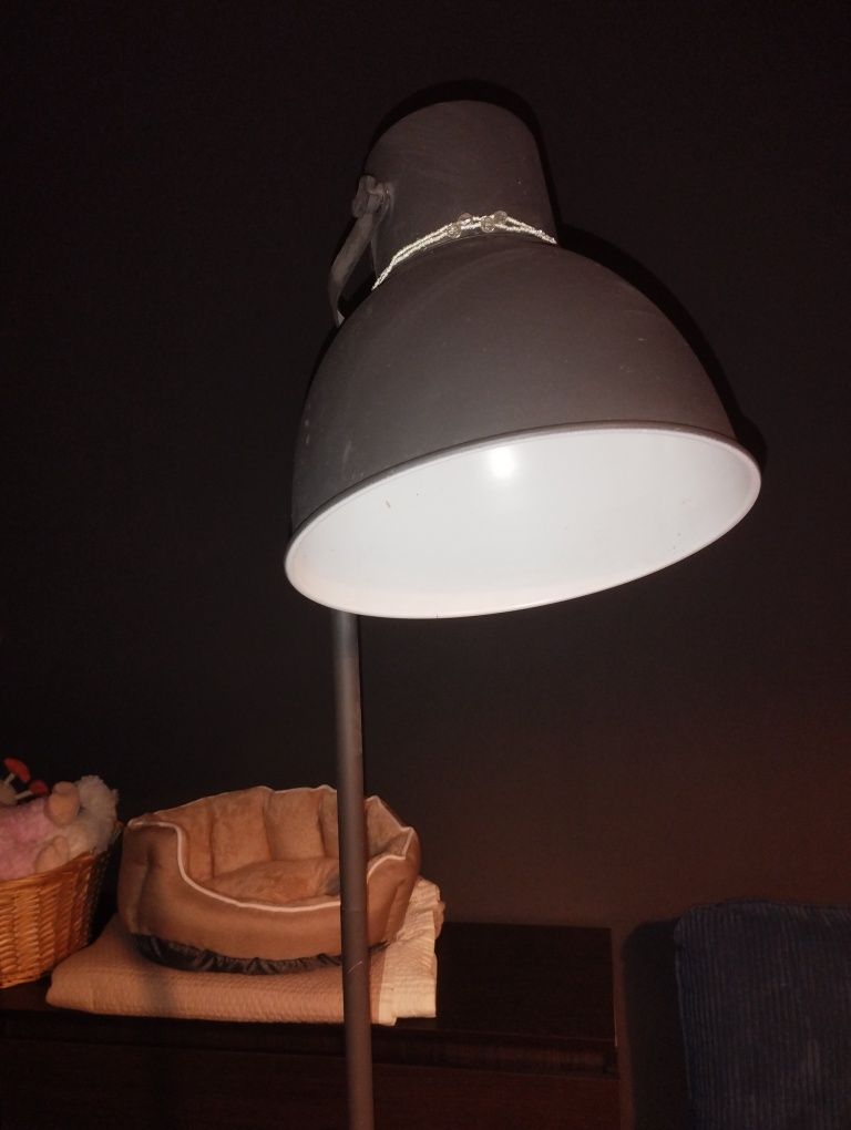 Sprzedam lampę stojącą Ikea