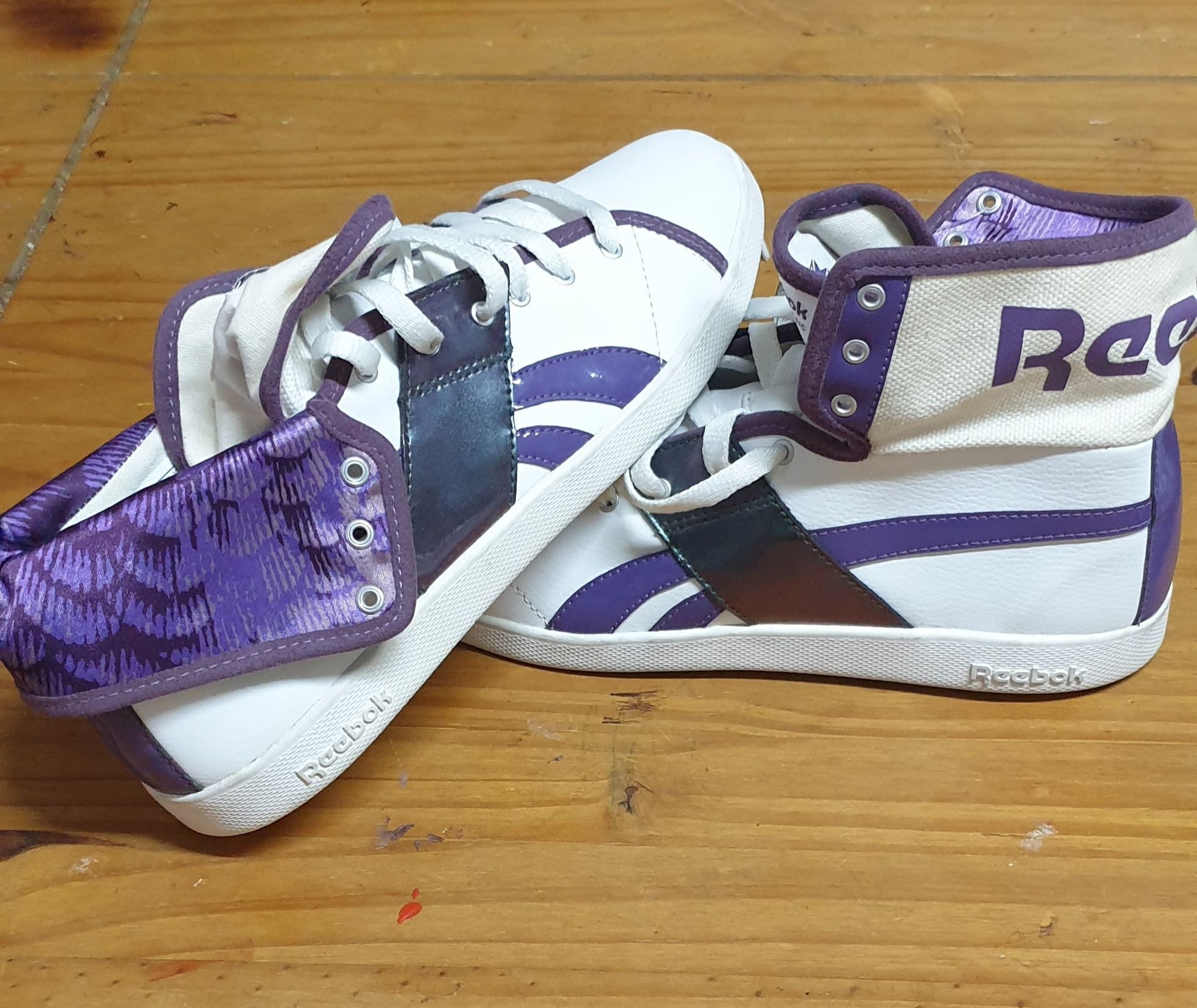 Ténis Reebok novos