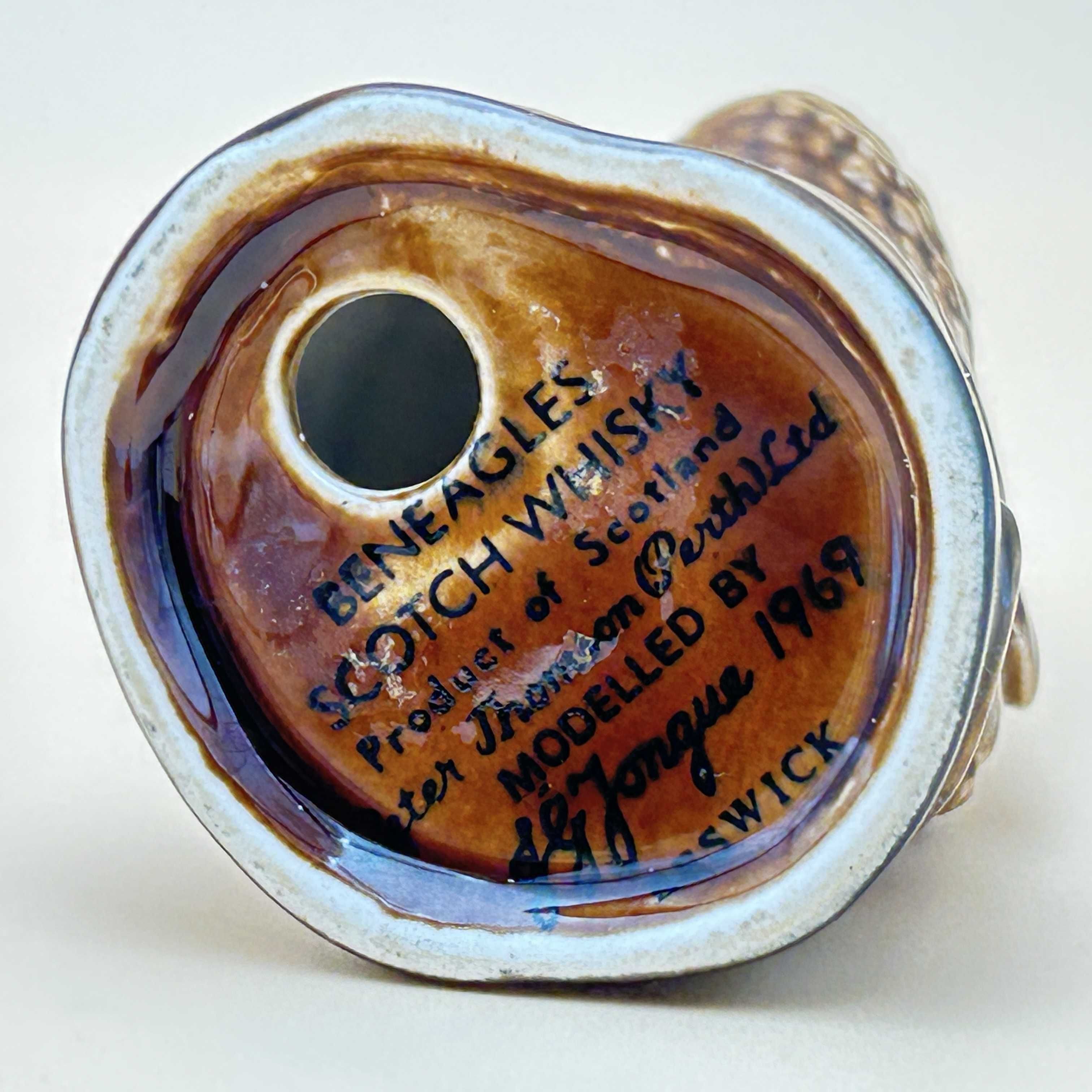 Figurka porcelanowa, kolekcja: Beswick Scotch Whisky. Pusta