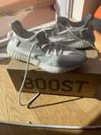 Yeezy 350 V2 bone