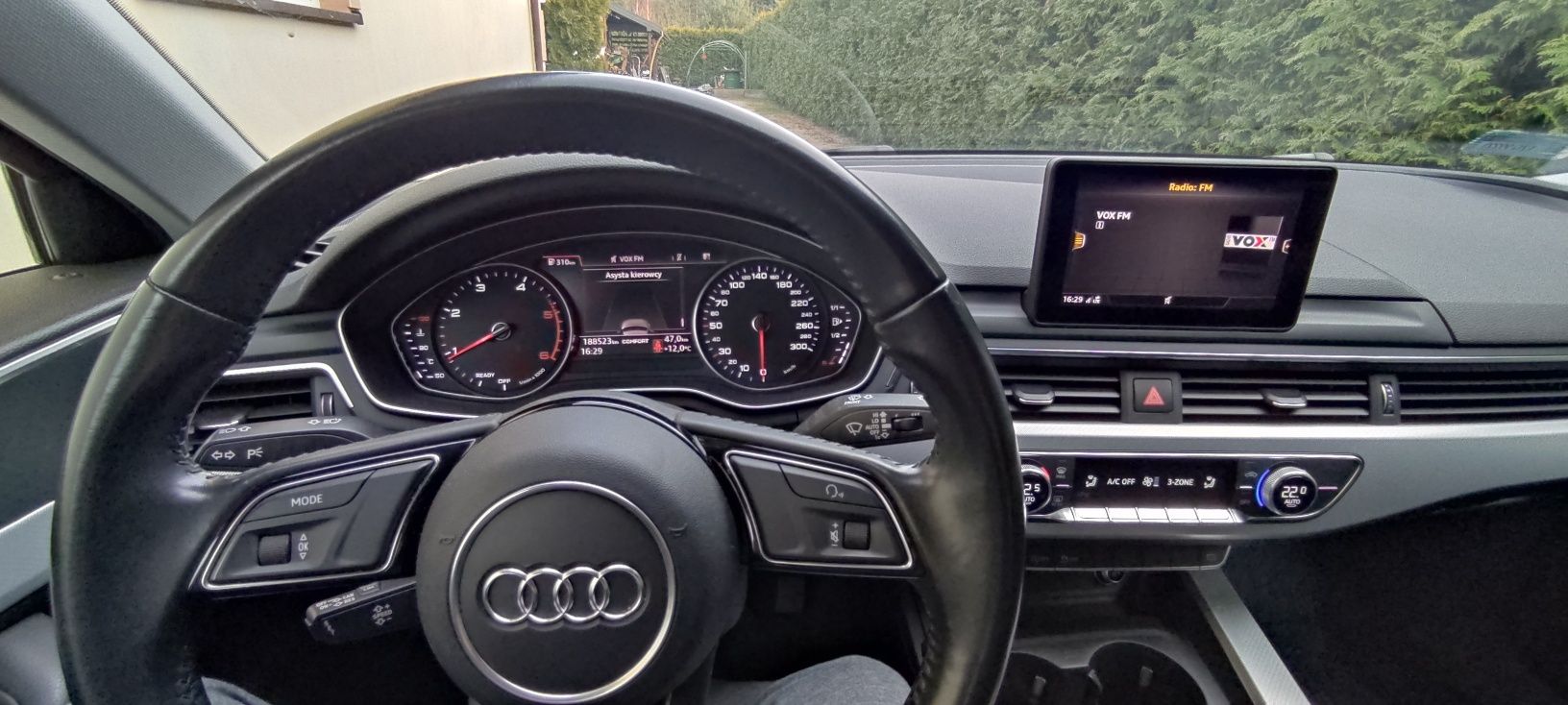 Audi A4 * Full LED * Manual * Bezwypadek * Właściciel