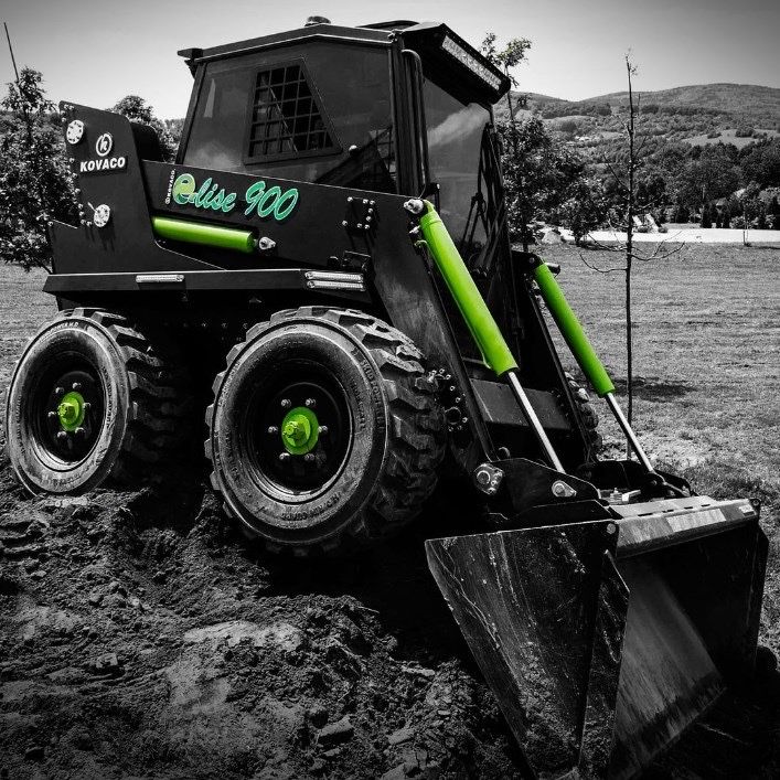 “First Green Industries” skid steer loader