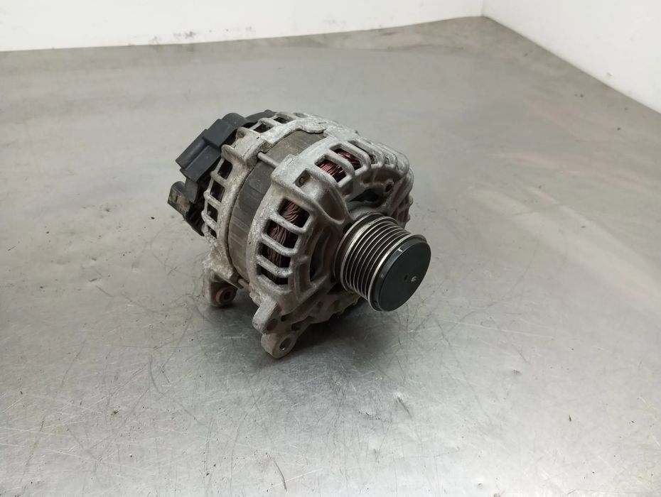 Alternador SEAT Ibiza IV (6J5, 6P1)