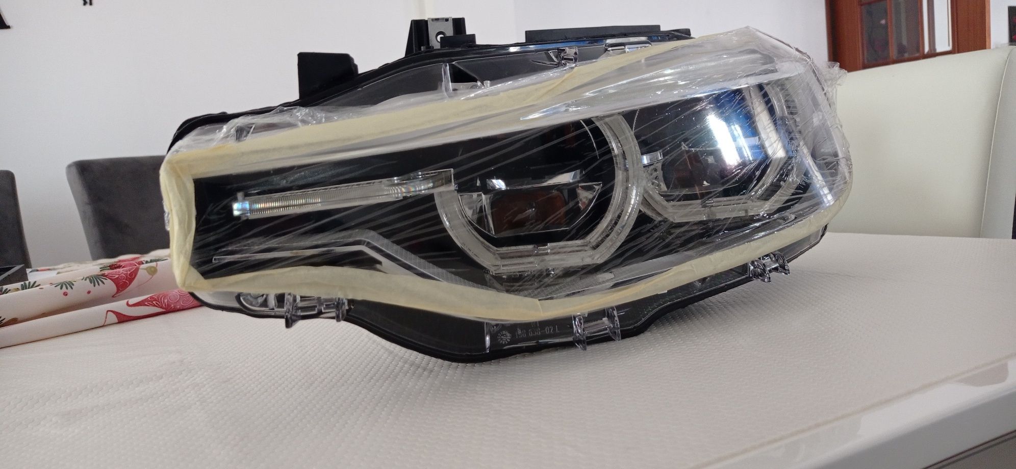 Farol frontal led BMW