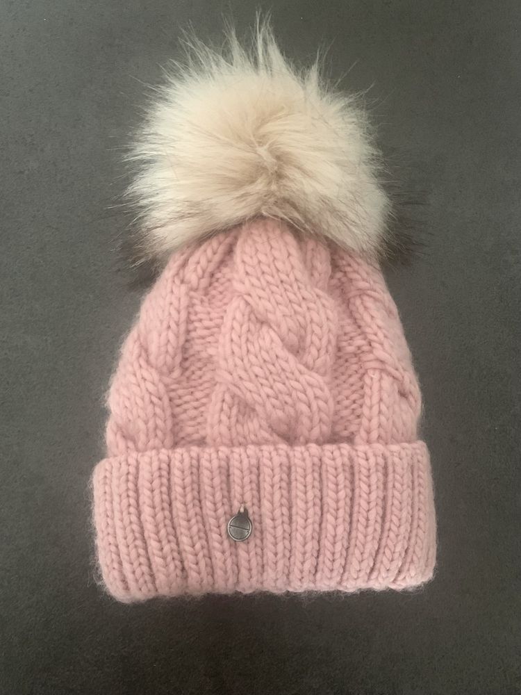 Pom Poms Hat czapka welniana nowa