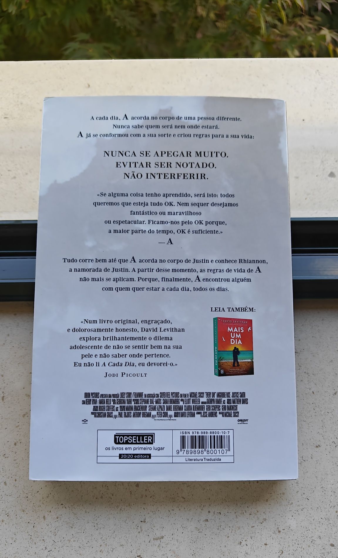 Livro - 'A Cada Dia' (David Levithan)