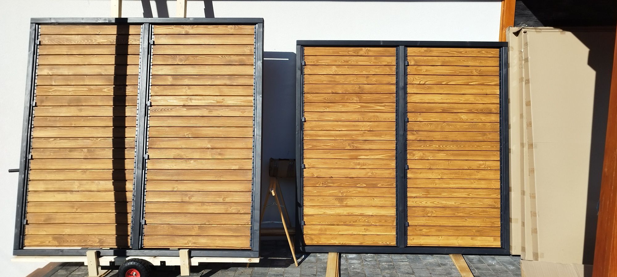 Shutters/Ruchome deseczki