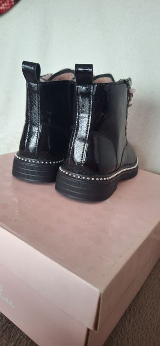 Nowe Botki APAWWA dziewczęce rozmiar 26 ocieplane