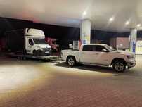 Pomoc Drogowa S8 Holowanie Transport Auto Pomoc Laweta 24/7