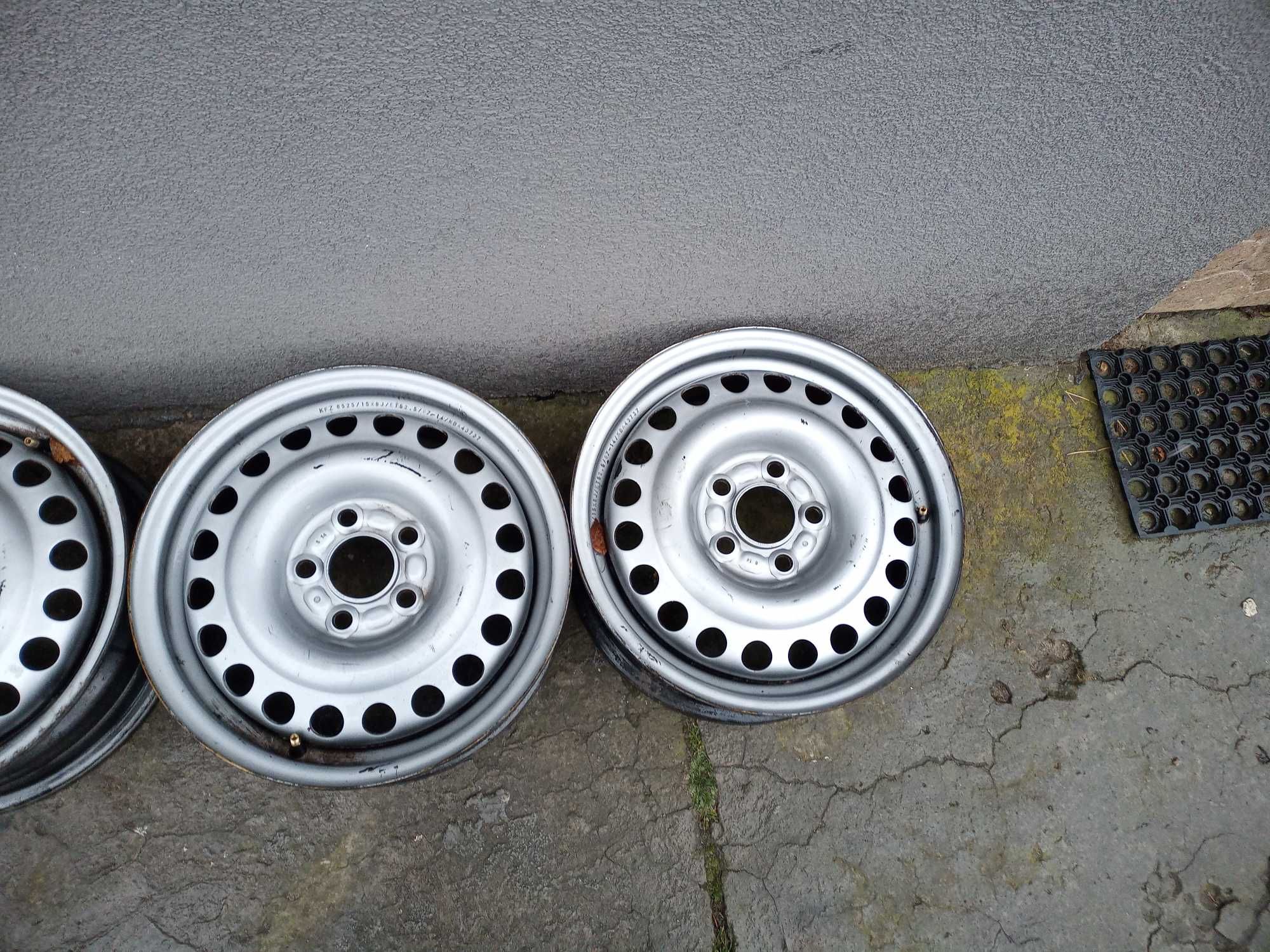 Felgi stalowe ford connect 15" 5x108