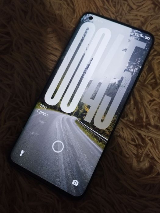 Продам смартфон Xiaomi mi 10 8/128