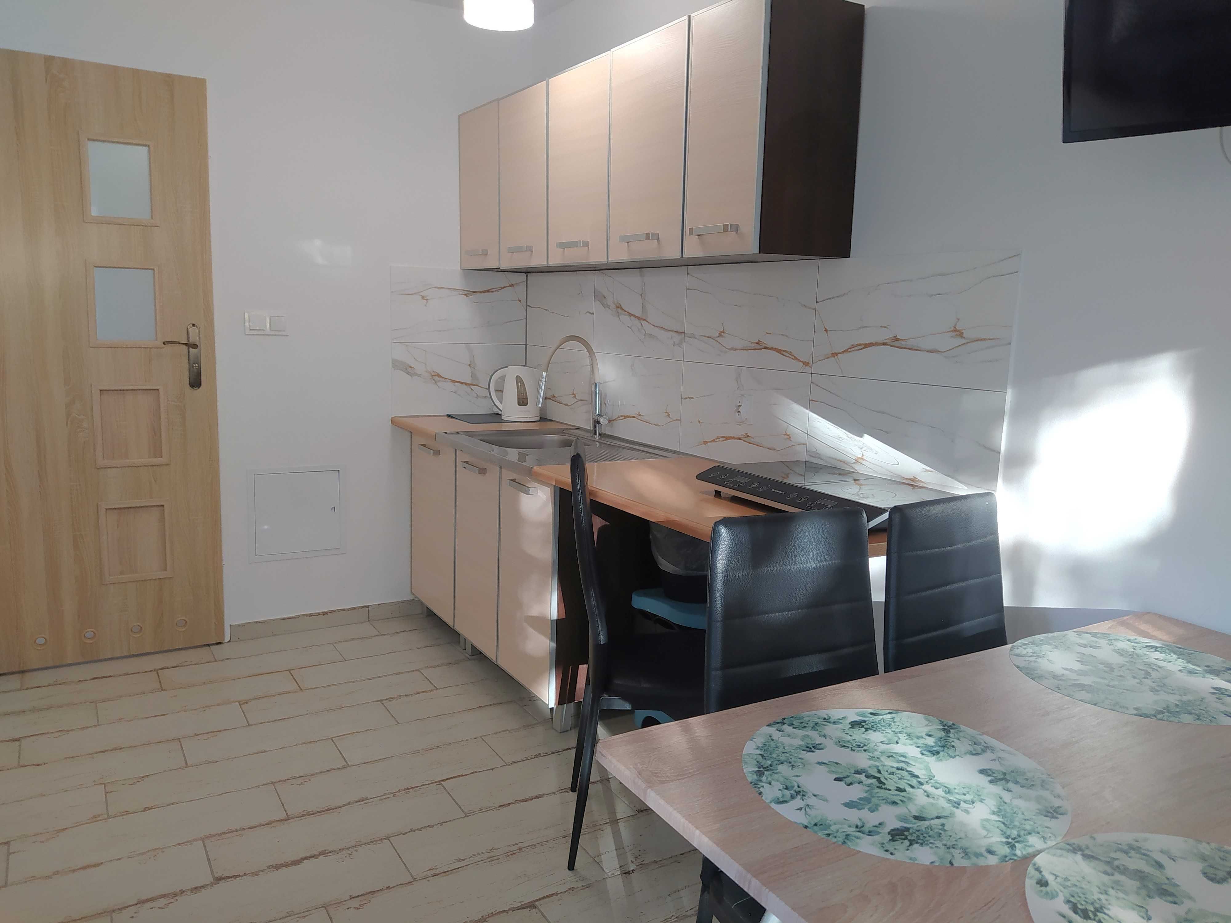 Apartament 4-6 osobowy w Kudowie-Zdroju w centrum, Góry Stołowe