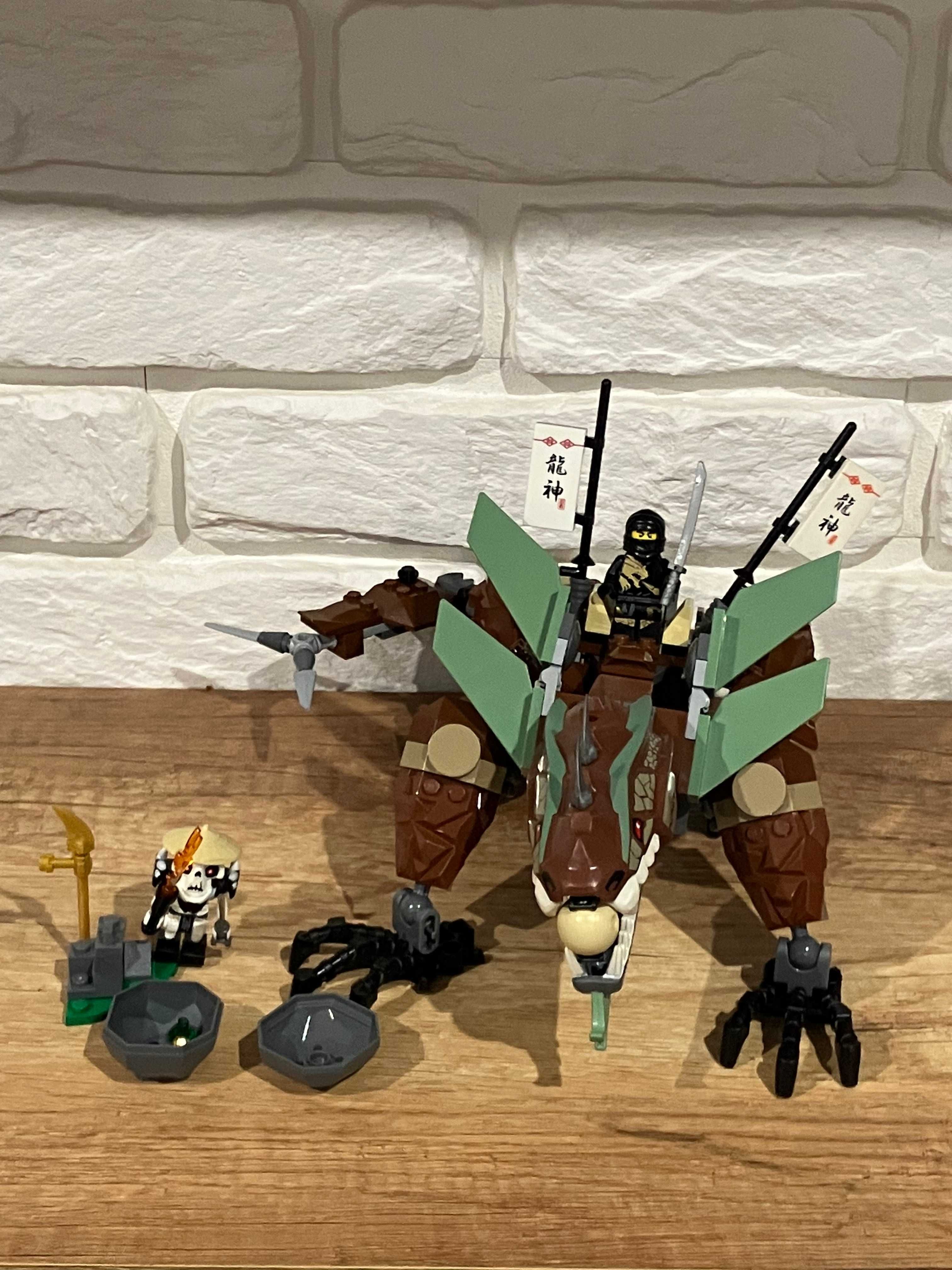 LEGO Ninjago 2509 Smok  Earth Dragon Defence