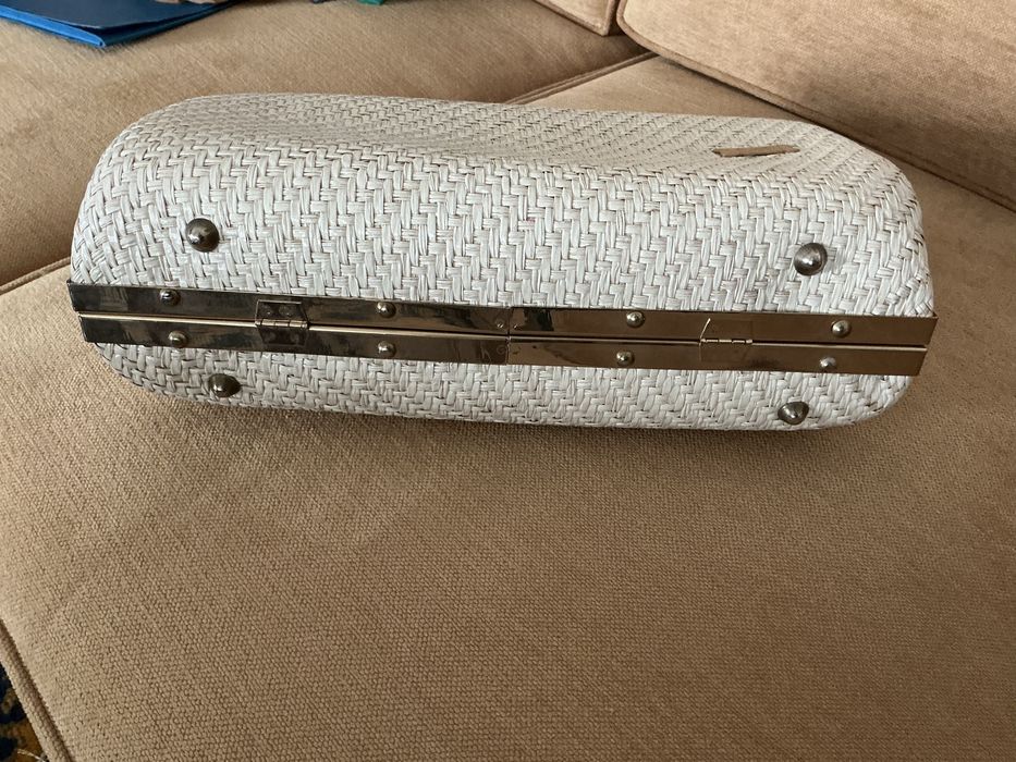 Mala de palhinha italiana branca em bom estado