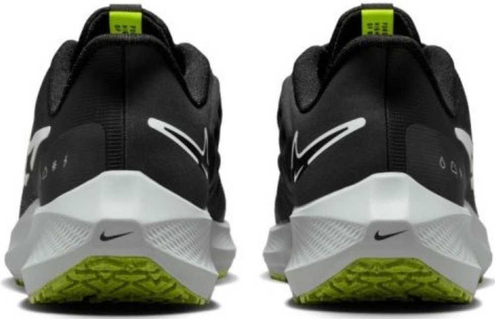Buty sportowe męskie Nike Air Zoom Pegasus Shield: różne rozmiary
