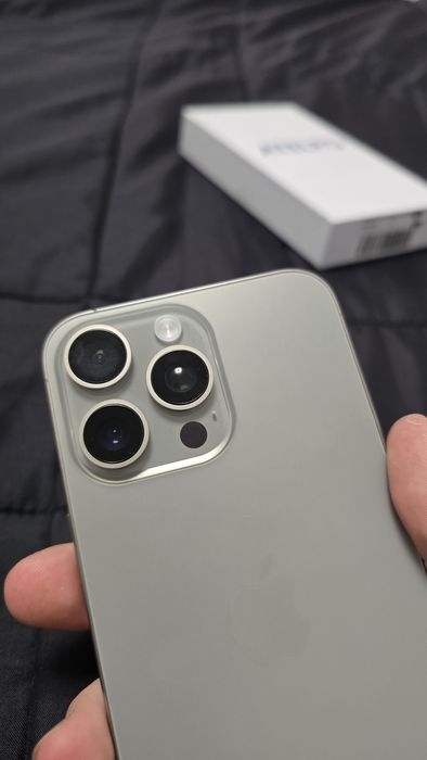 Iphone 15 Pro Max 256GB Titânio Natural novo 100% de bateria