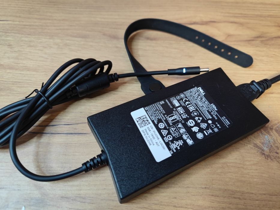 Блок живлення,   Dell 19.5V 6.7A 130W 4.5*3.0 Оригінал