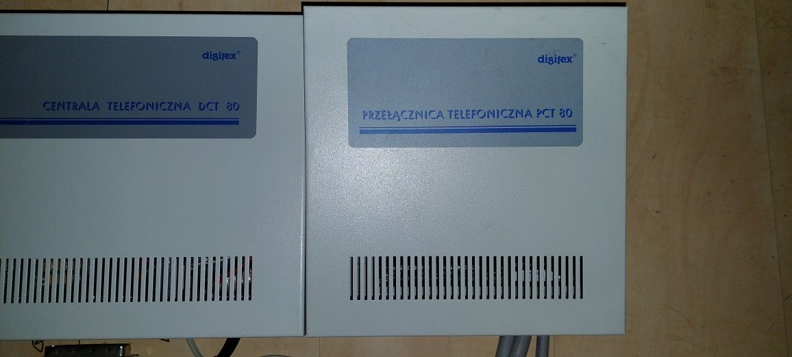 Rozdzielnia telefoniczna DCT 80 i przełącznica telefoniczna PCT 80