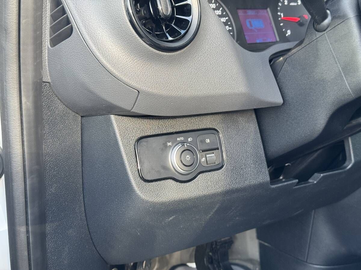 Mercedes-Benz Sprinter LED LANG 2021 freshauto