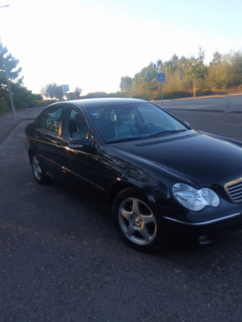 Mercedez-Benz Venda