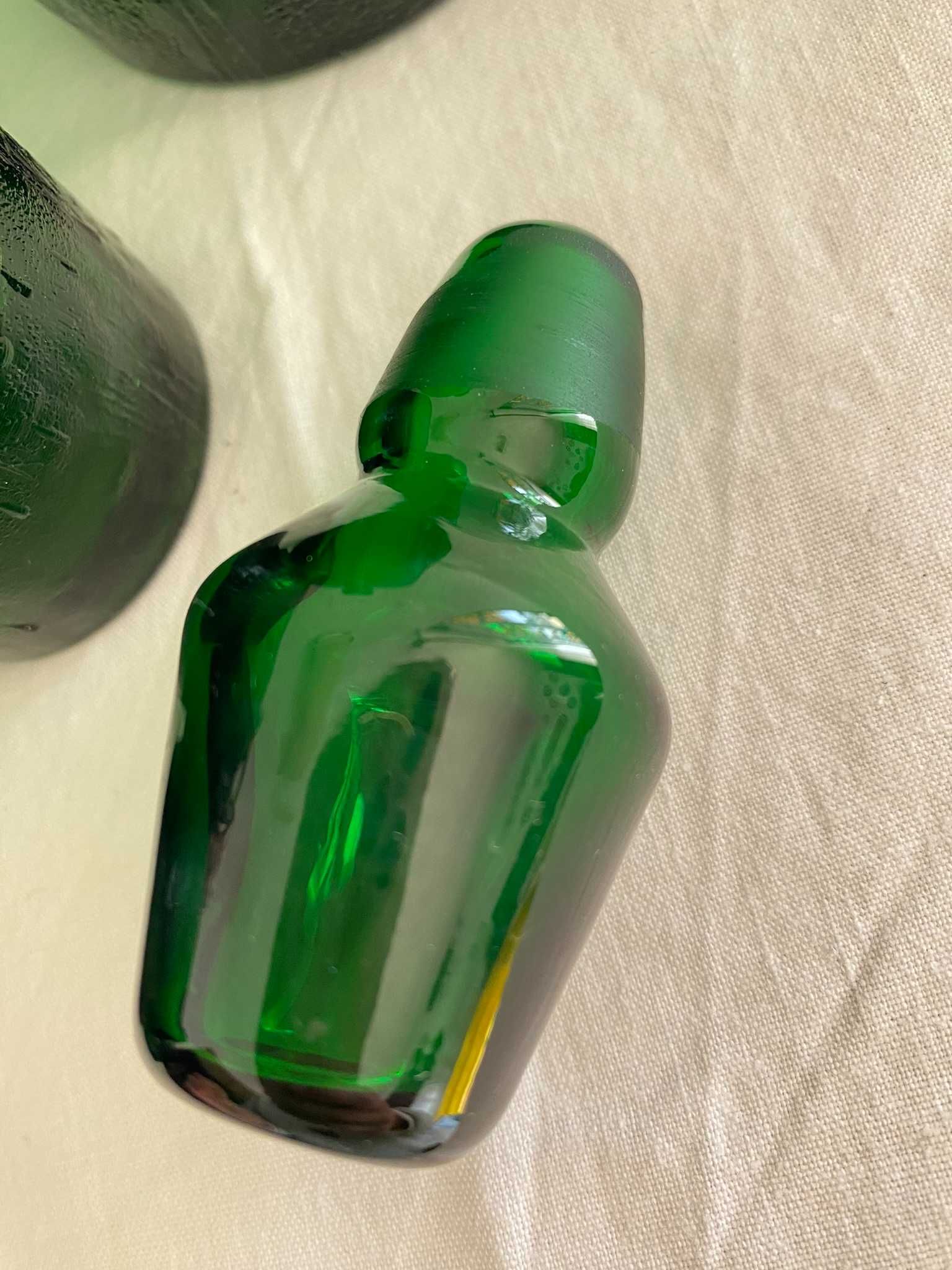 Lindo Conjunto (antigo) vintage em vidro de garrafa+9 copos de licor