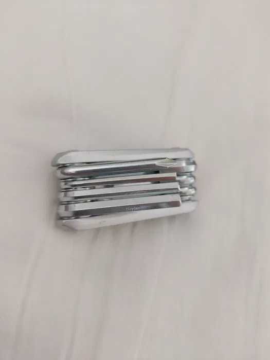 Narzędzie wielofunkcyjne 8w1 klucze rowerowe sporty kołowe Multitool