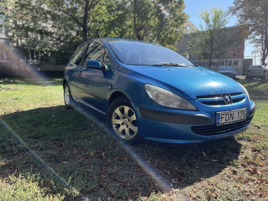 Поодам Peugeot (не розмитнений)