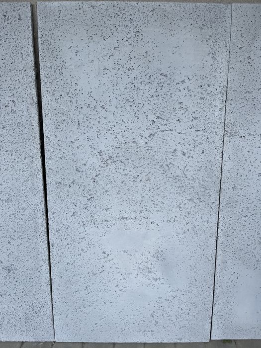 Plyty beton architektoniczny firmy Weneve jasny popiel DS 120x60