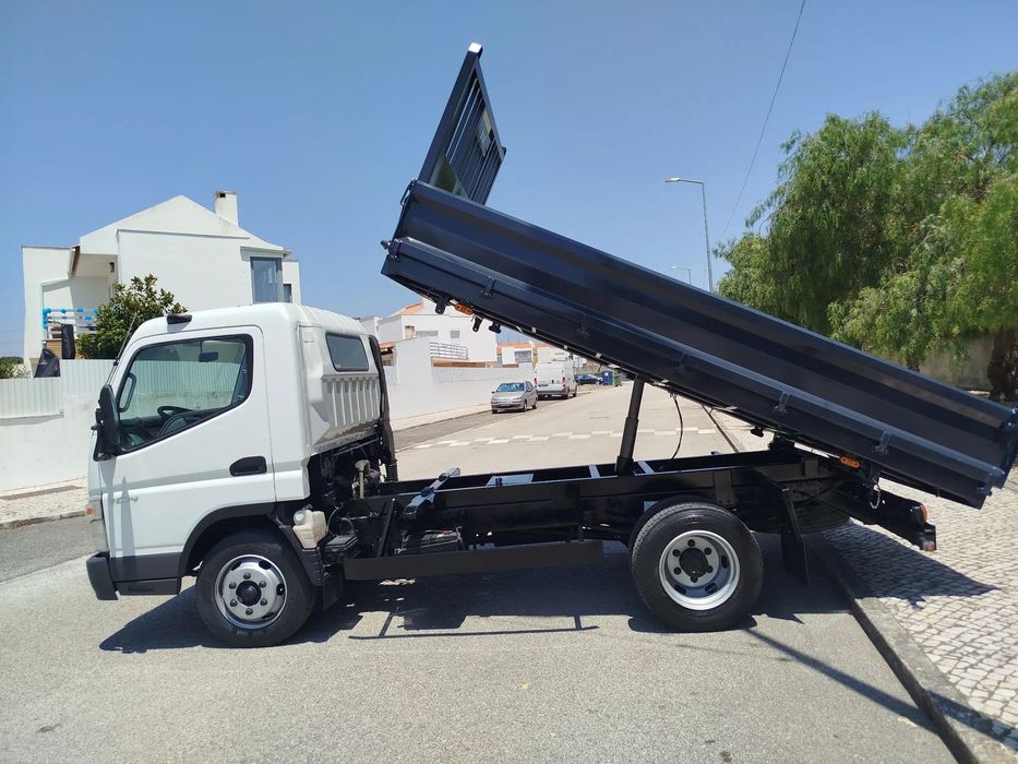 Mitsubishi Canter Fuso 7C15