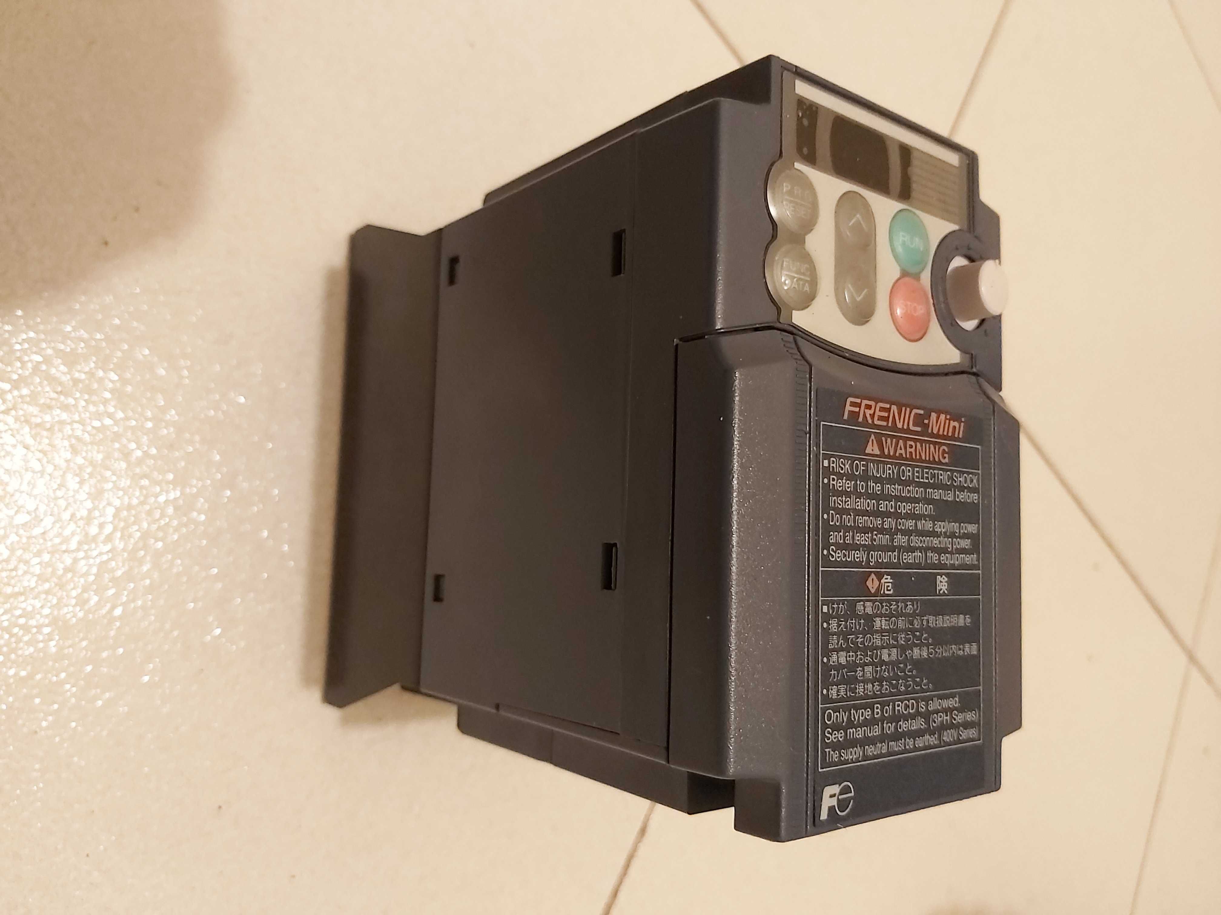 Variador de velocidade Motor Trifásico