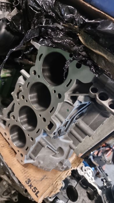 silnik 204 dth.  land rover 2.0d 204 dtd jaguar