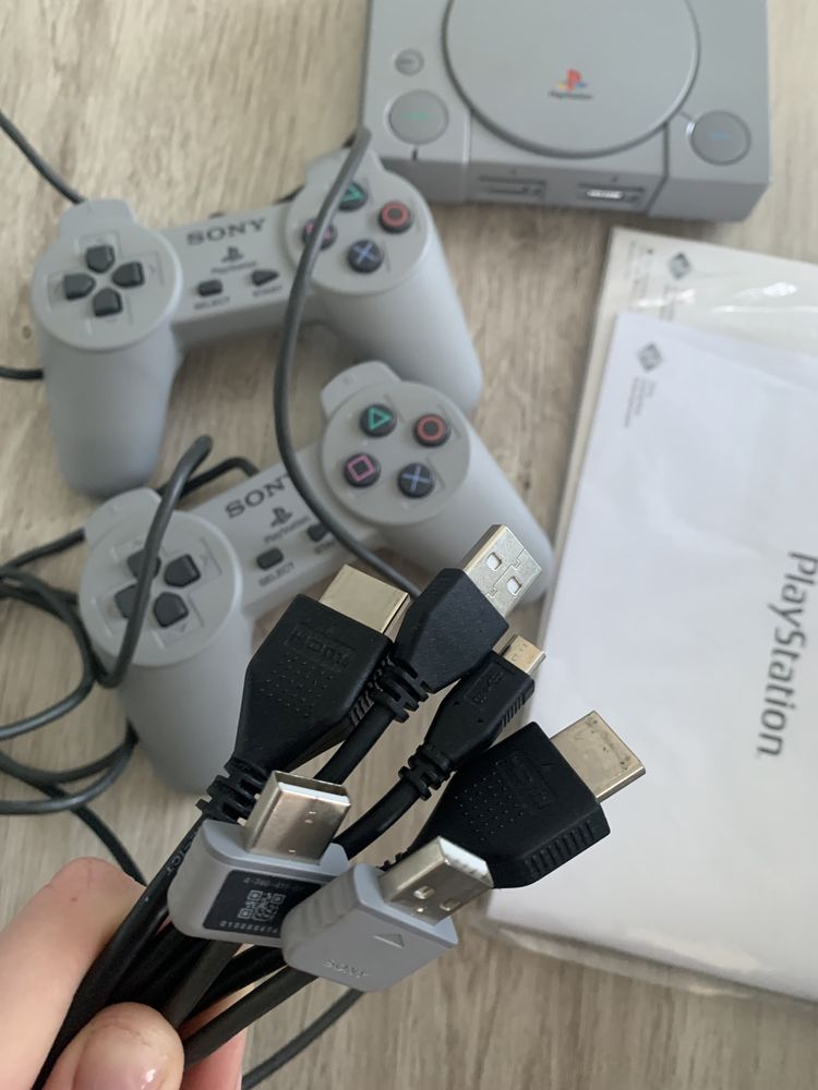 Терміново!Продається Sony playstation classic