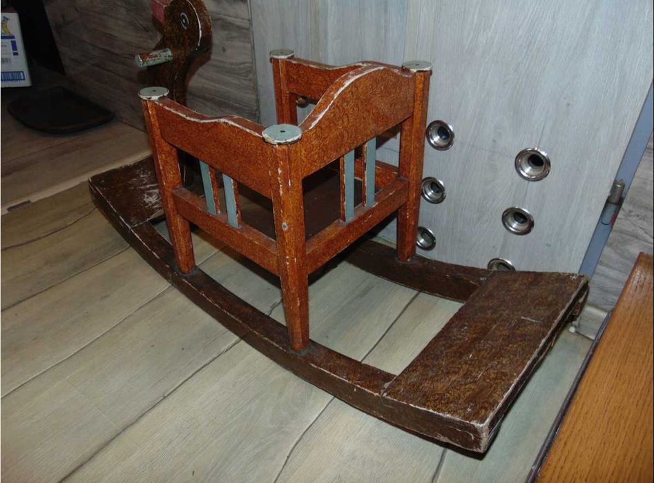 Art deco,drewniany kaczor,bujak do bujania